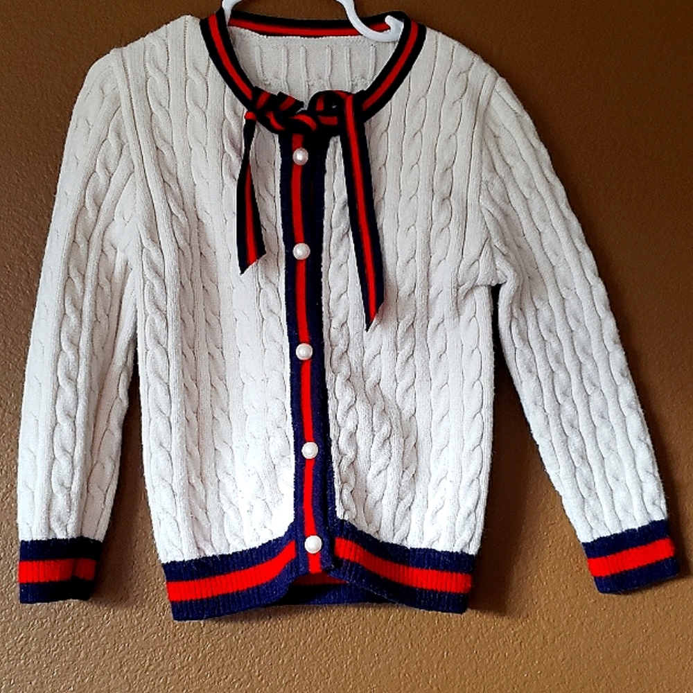 Girl's cardigan